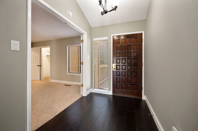 Building Photo - South Auburn Gem! Stylish 2BR Townhome in Quiet, Neighborhood