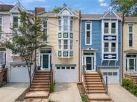 Building Photo - 206 6th St NE