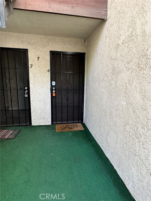 Building Photo - 23659 Golden Springs Dr