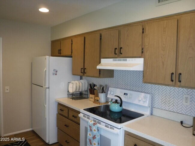 Building Photo - 11029 W Caron Dr