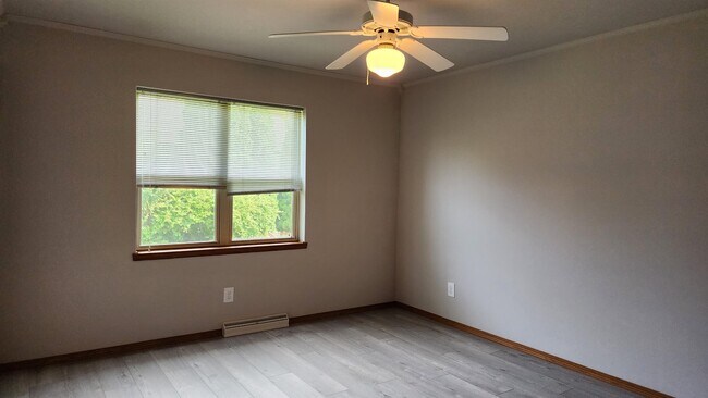 Building Photo - 5153 Oak Valley Dr