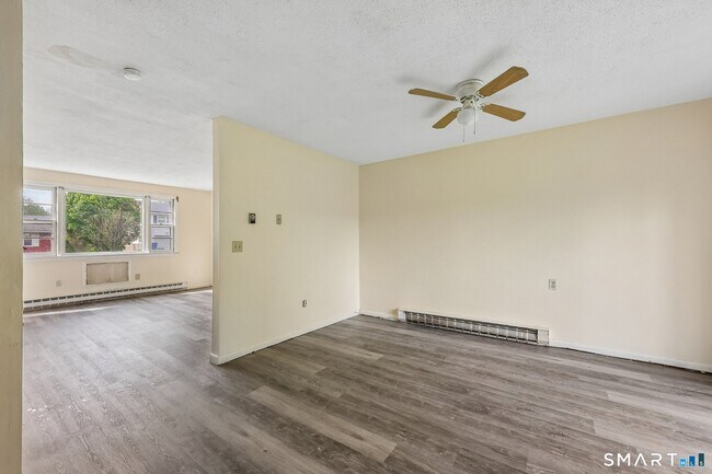 Building Photo - 54 Buckridge Rd