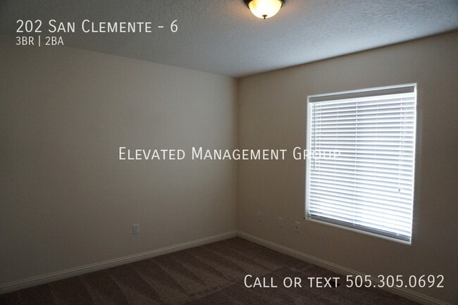 Building Photo - 202 San Clemente Ave NW