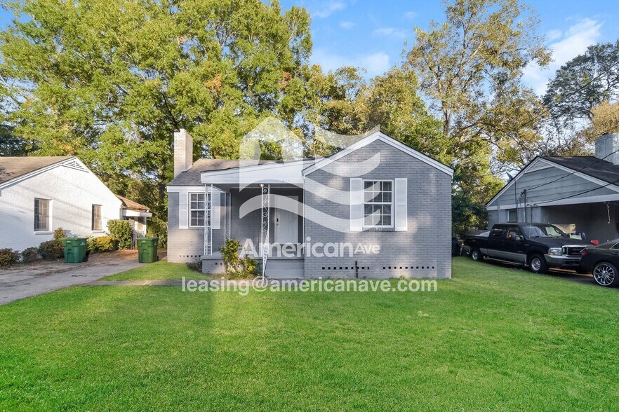 Building Photo - 211 Bradley Dr