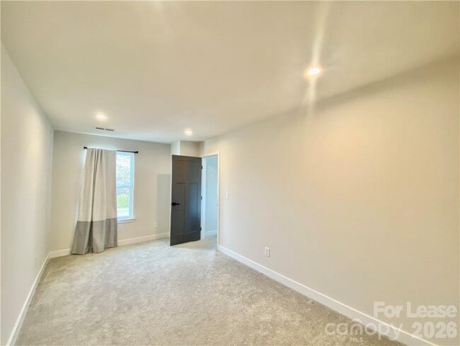 Building Photo - 6509 Winterfell Ct
