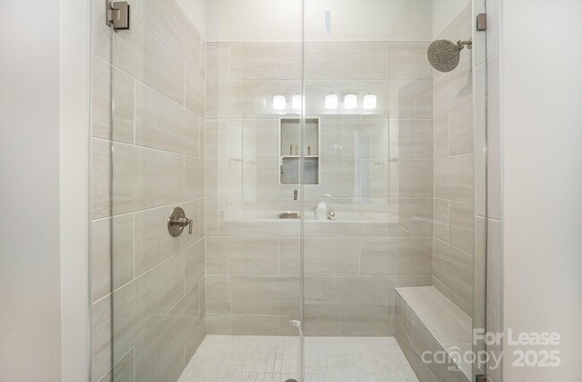 Building Photo - 5710 Gulch Pl