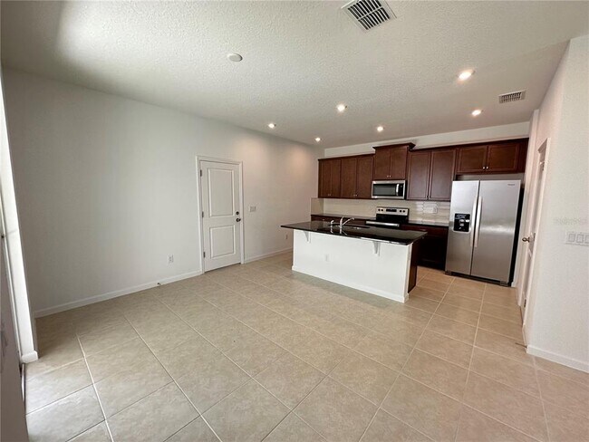 Building Photo - 11780 Sunsail Ave