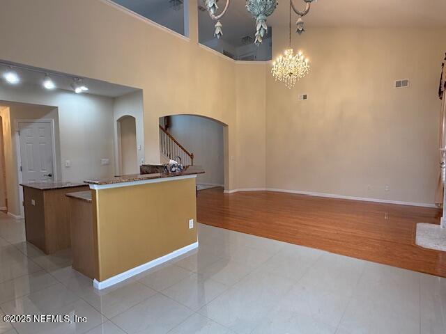 Building Photo - 2518 Willow Creek Dr