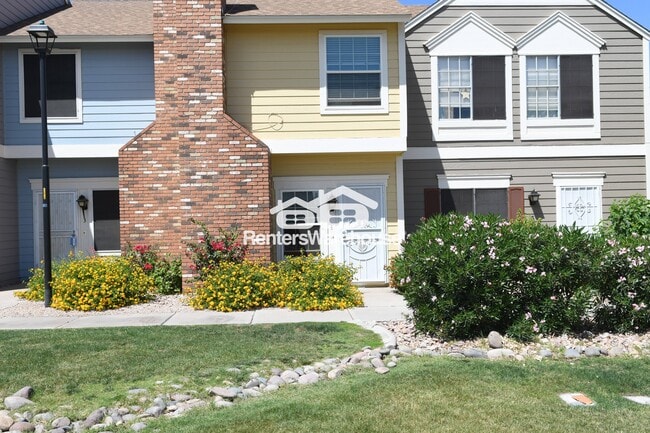 Building Photo - 1970 N Hartford St