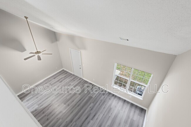 Building Photo - 3515 Ten Oaks Cir