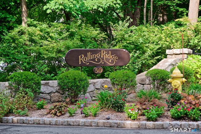 Building Photo - 50 Aiken St