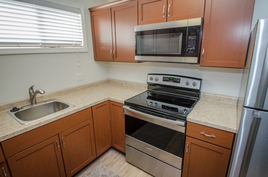 Building Photo - 131 Washington St