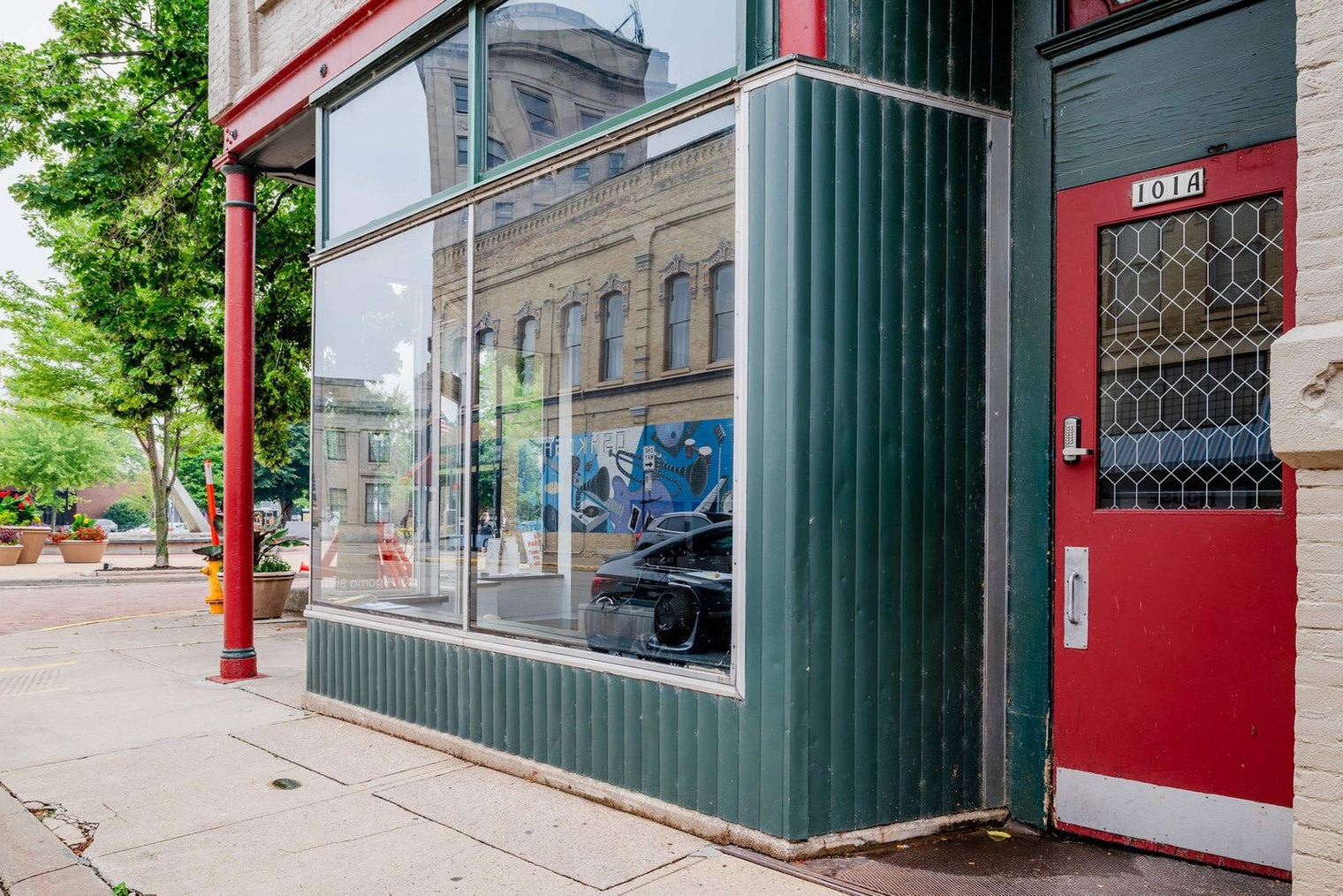 Building Photo - 101 Algoma Blvd