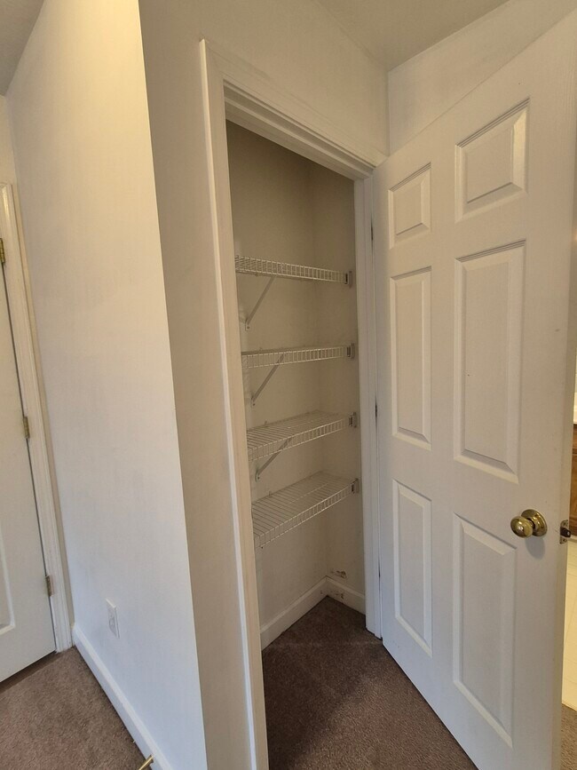 Building Photo - 207 Olde Covington Way