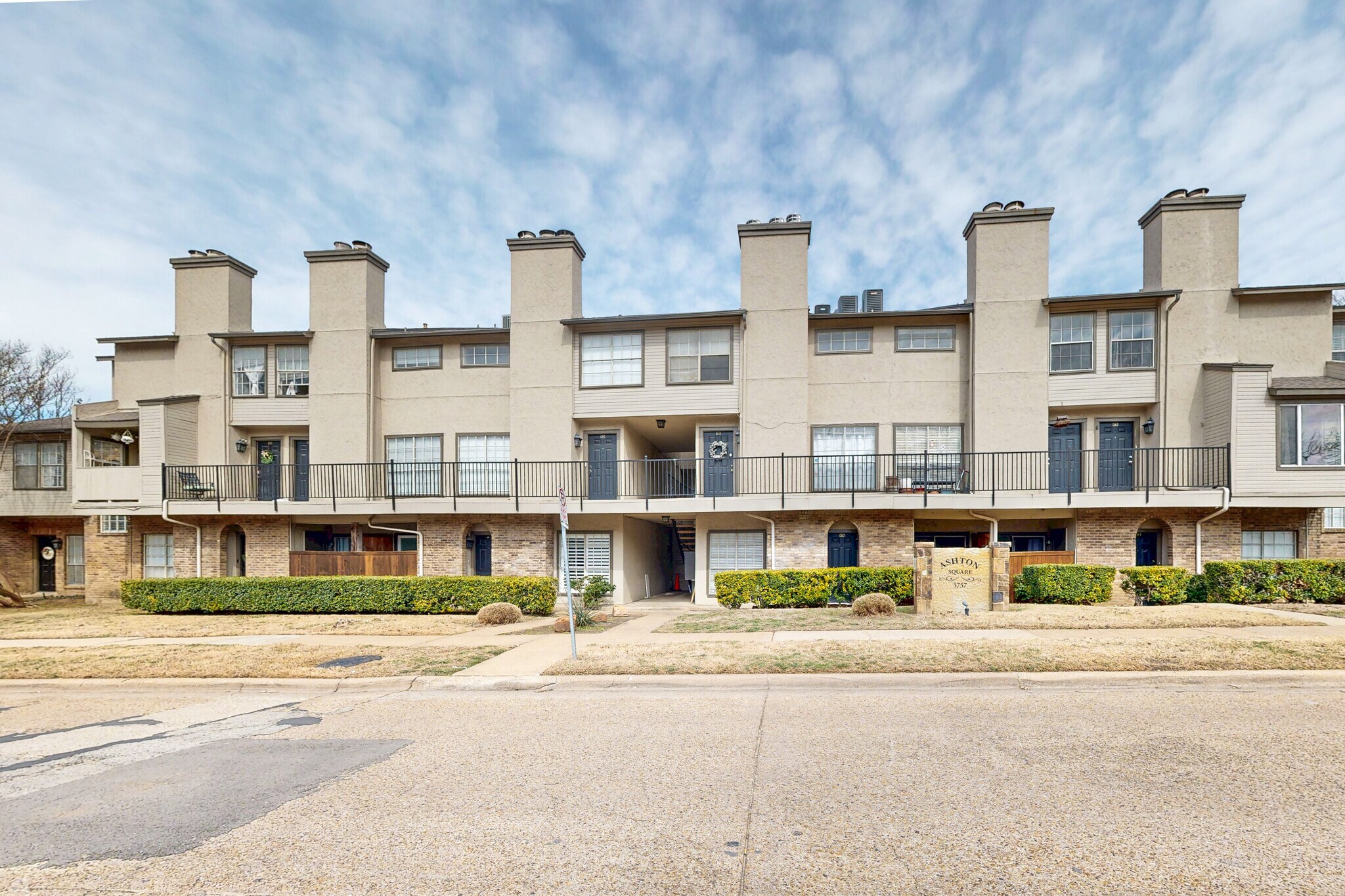 Building Photo - 5757 Martel Ave