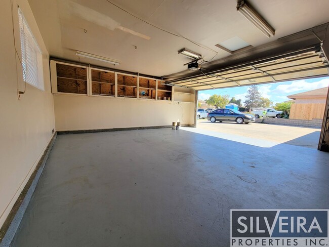 Building Photo - Charming 3 bed 2 bath home in Santa Maria