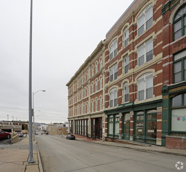 Fourth Street Lofts 216 N 4th St Saint Joseph MO 64501 Apartment Finder