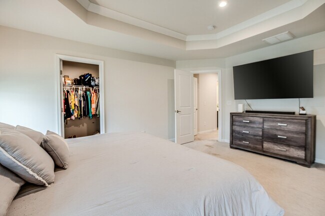 Building Photo - 1232 Savannah Ave