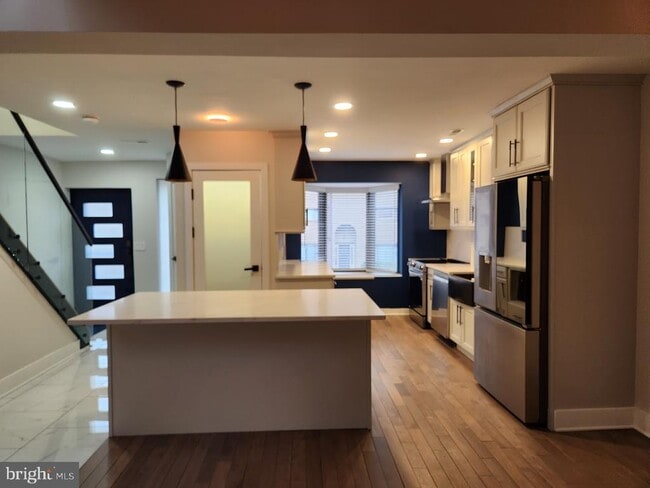 Building Photo - 3202 Banneker Dr NE