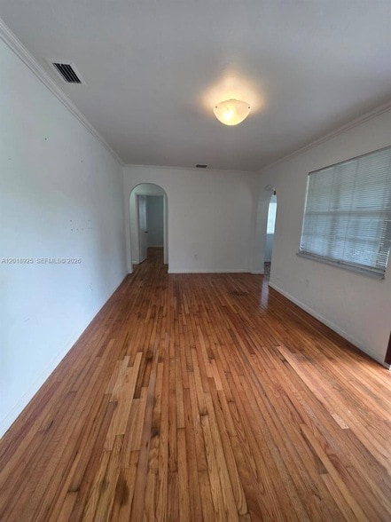 Building Photo - 1611 Coral Gate Dr