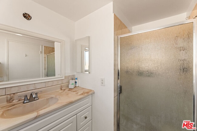 Building Photo - 20233 Eddington Dr