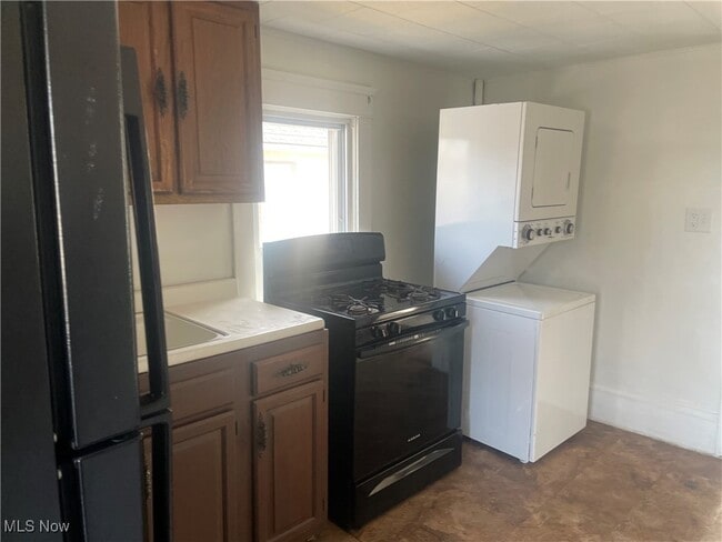 Building Photo - 1433 Kenmore Blvd