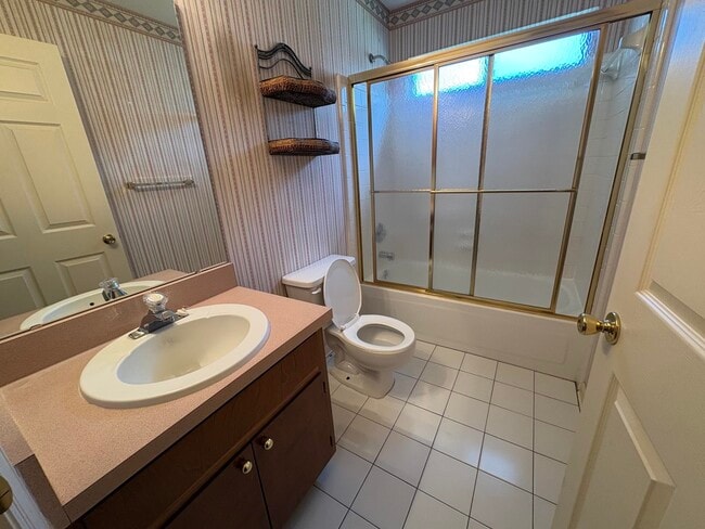 Building Photo - 460 Merlin Ct