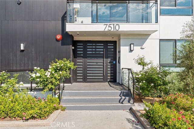 Building Photo - 7510 Sepulveda Blvd