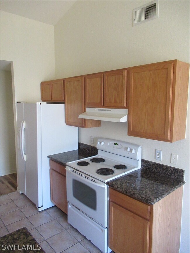 Building Photo - 7960 Preserve Cir