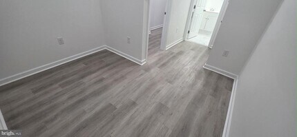 Building Photo - 2233 N 16th St