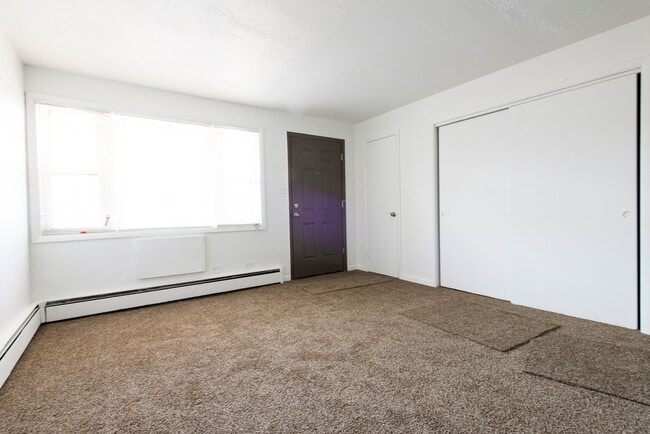 Building Photo - 8640 S Ingleside Ave Chicago, IL 60619