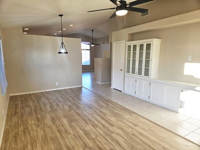 Building Photo - Chandler 3-bedroom remodeled