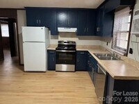 Building Photo - 1568 Barringer St