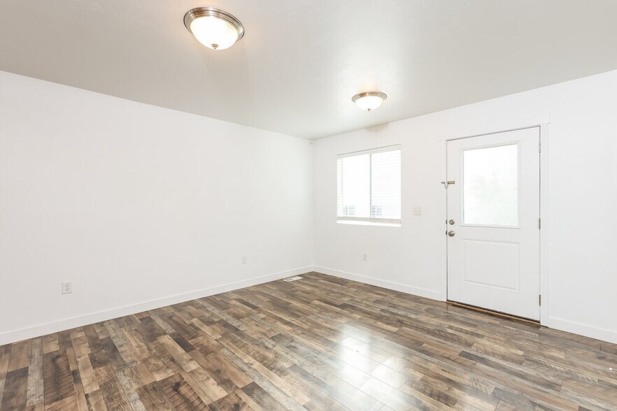 Building Photo - 7907 S Gaea Ct