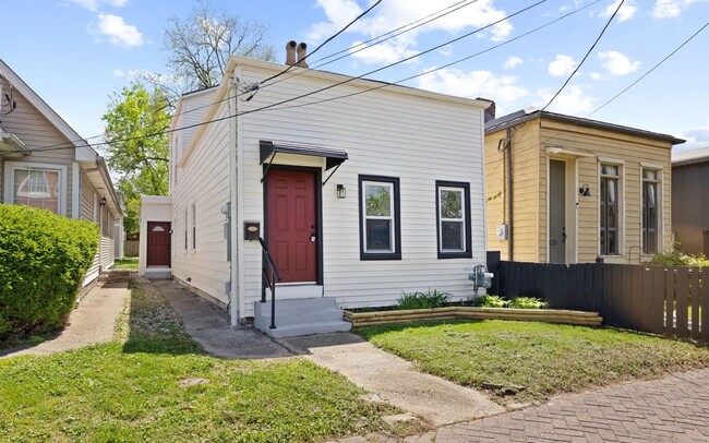 Primary Photo - REMODELED Butchertown home for rent!