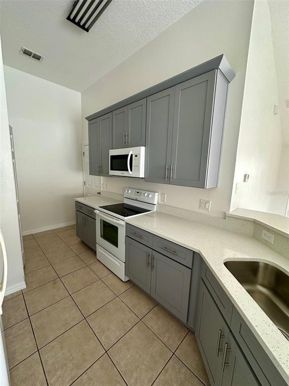 Building Photo - 510 Blackbird Ln