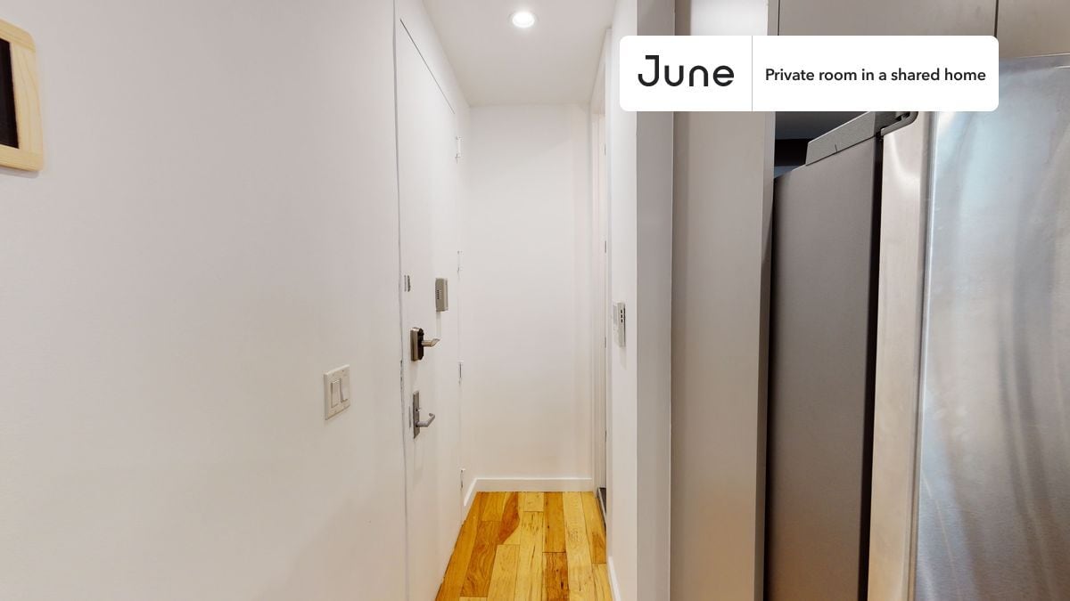 Building Photo - Room in Shared 4 bed/2 bath home