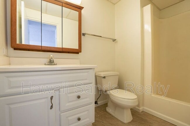 Building Photo - 2637 Kuilei St