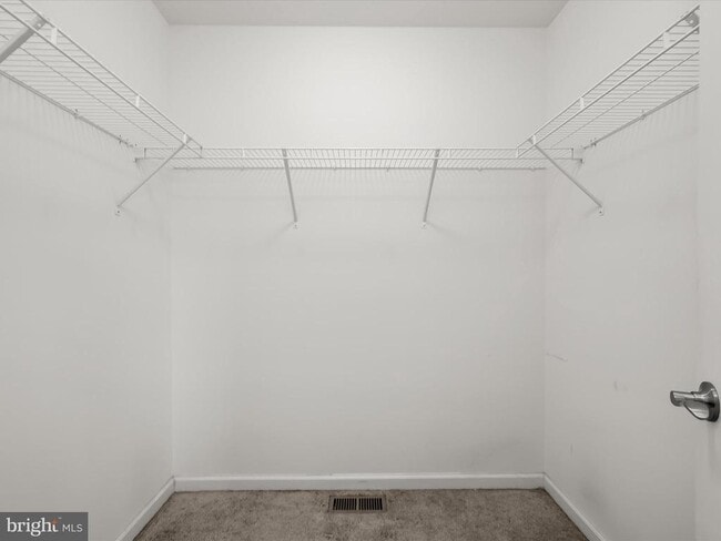 Building Photo - 415 Bodkin St