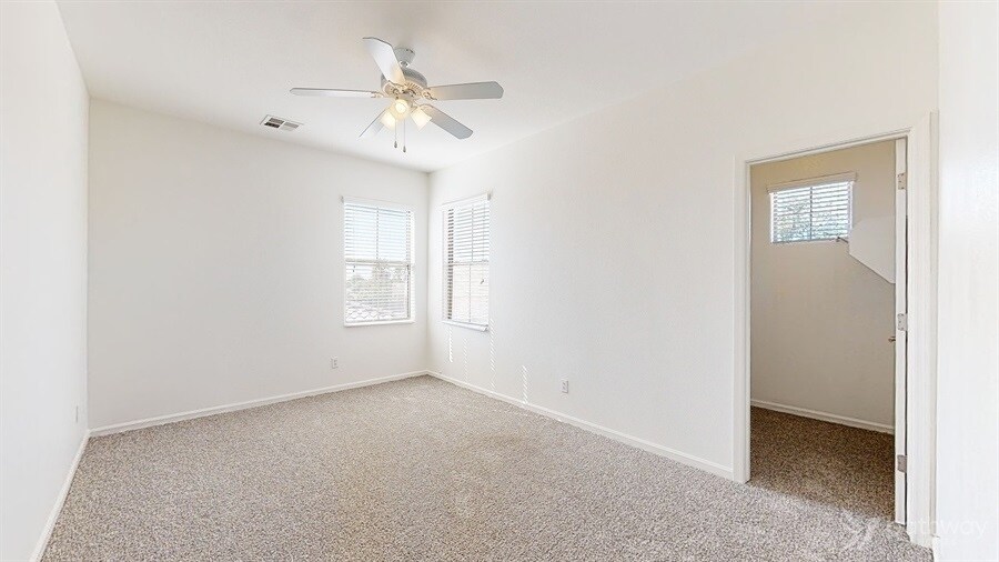 Building Photo - 2141 N 135th Dr