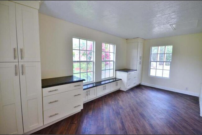 Bed room - 17569 89th Pl N