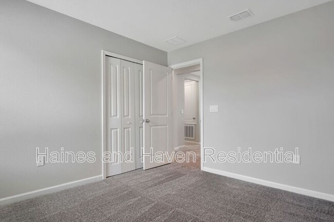 Building Photo - 840 Blue Creek Dr