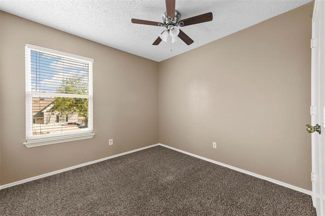 Building Photo - 319 SE 3rd St