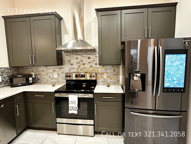 Building Photo - 723 Lanai Cir