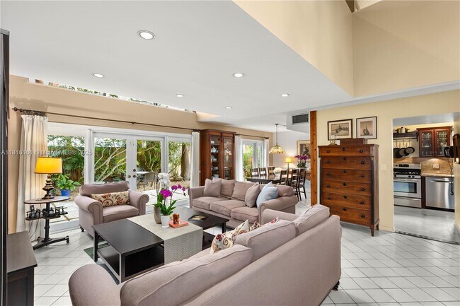 Building Photo - 9033 SW 78th Pl