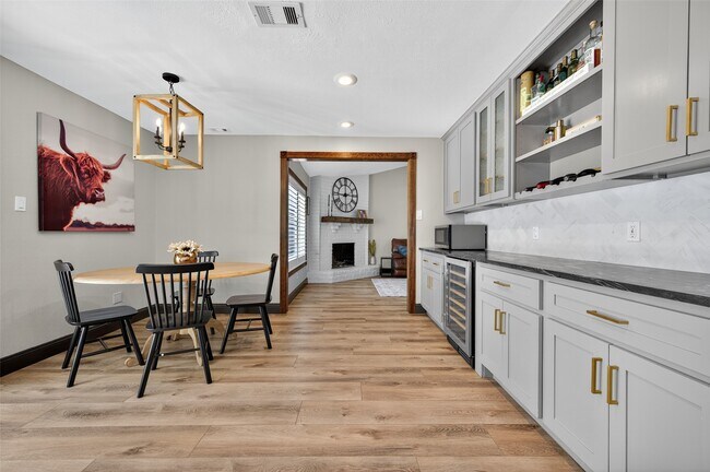 Building Photo - 10 Kittiwake Ct