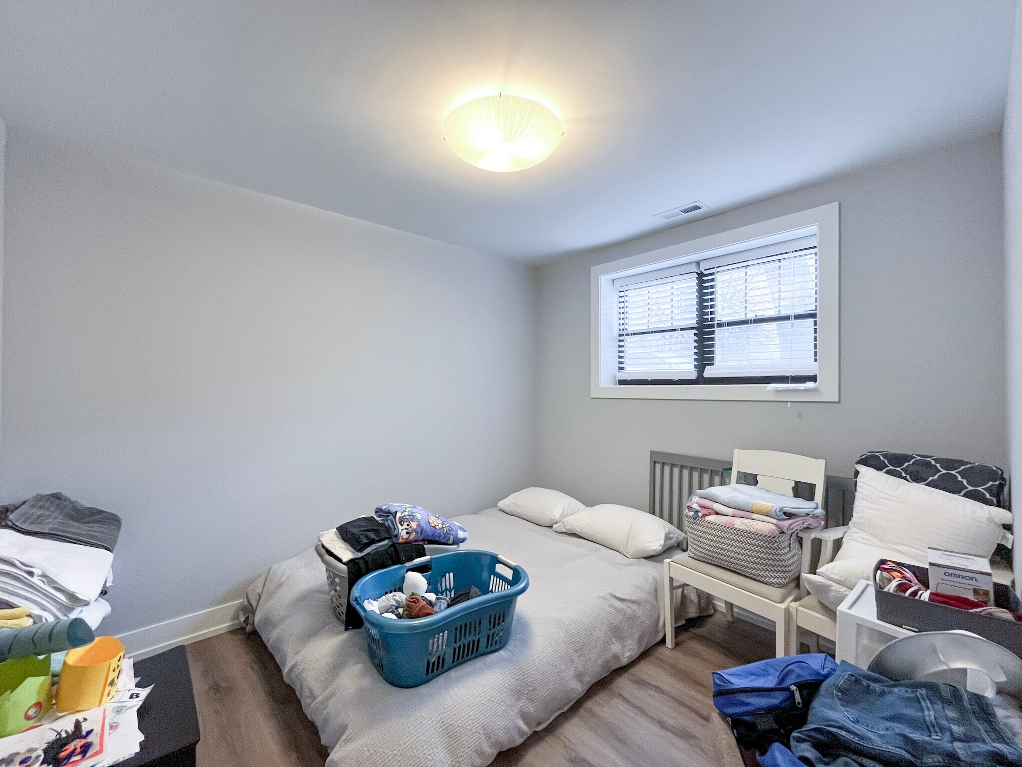 Building Photo - 1750 W Summerdale Ave