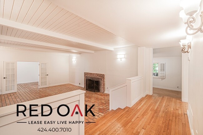 Building Photo - 2421 California Ave