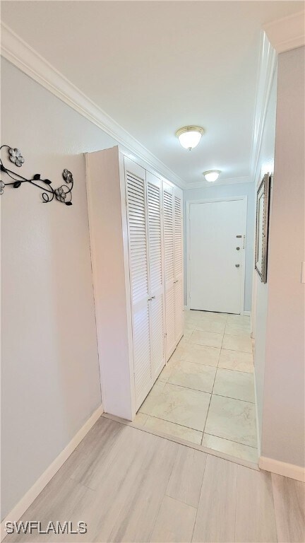 Building Photo - 300 Valley Stream Dr