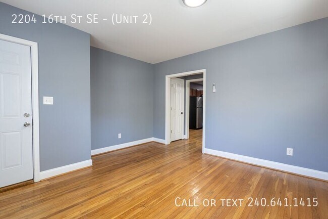 Building Photo - 2204 16th St SE